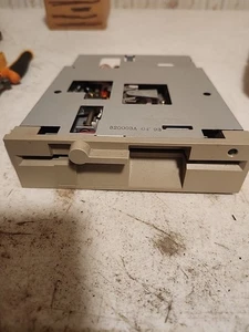 Vintage Newtronics Mitsumi D509V3 1.2MB 5.25" Floppy Disk Drive - Powers On - Picture 1 of 9
