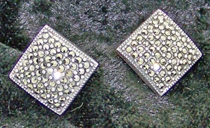 BEAUTIFUL ESTATE MARCASITE STERLING SILVER SQUARE POST BACK/STUD EARRINGS 3/4" - Picture 1 of 3