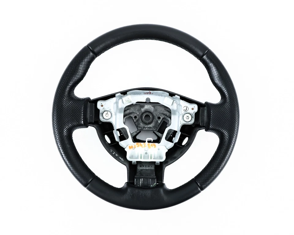 Lenkrad beziehen mit Leder für Nissan NV200 NEU LEDER - Bild 1 von 4