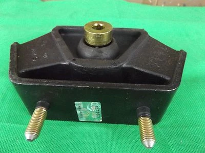 GENUINE SSANGYONG KORANDO SUV 5 CYL 2.9 L TURBO DIESEL FRONT ENGINE MOUNT - image 1 of 3