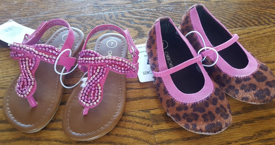 2 pares de sandalia rosa con cuentas y estampado animal Mary Jane talla 7 para niñas pequeñas Foto 1 de 3