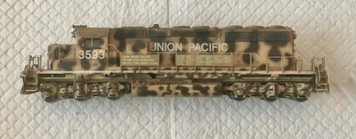 UP 3593 Desert Victory SD 40. Union Pacific HO Scale - Image 1 of 4