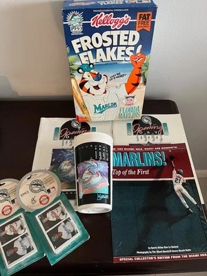 1993 FLORIDA MARLINS INAUGURAL SEASON / OPENNING DAY PROGRAMS /FROSTED FLAKES/ - Image 1 of 4