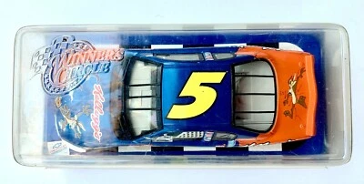 2002 NASCAR Winners Circle 15840 Terry Labonte #5 LoonyTunes Kellog 1:24  - Image 1 of 3