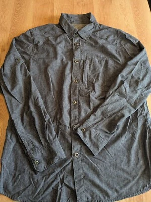 Merrell Men's Grey Button Up Long Sleeve Roll Tab Shirt Size Large - Image 1 of 4