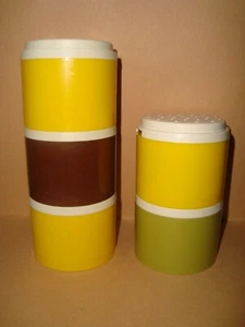 Vintage 1970's 5 Stacking Spice Shakers 1308 Shaker Container 1309 Shaker Lids - Picture 1 of 6
