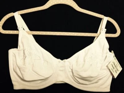 QT Intimates Nunder'wire Nursing Bra Q-T 387X 42DD White NEW b110 - Image 1 of 4