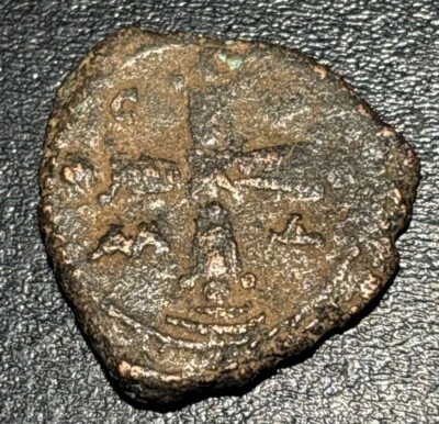 Moneda Como Nueva 1092-1118 dC Bizantino Alejo I Comneno AE Tetarterón Tesalónica Foto 1 de 3