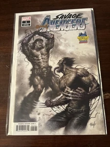 Savage The Avengers #1 Midtown Comics Exklusiv - Lucio Parrillo NM - Bild 1 von 6