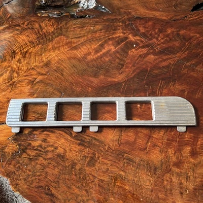 Ford Deluxe 1946 1947 1948 coche de pasajeros tablero calibre moldura original Foto 1 de 4