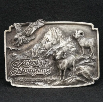 WC09130 *NOS* GRAN HEBILLA DE CINTURÓN CONMEMORATIVA 1982 *LAS MONTAÑAS ROCOSAS* Foto 1 de 2