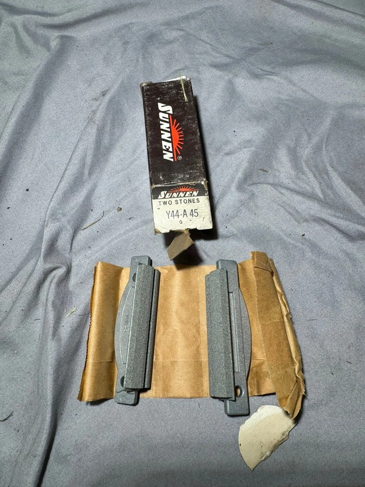 Sunnen Y44-A45 MM Honing Stones Pack of 2 NEW in Box