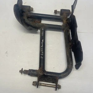 Brazo inferior trasero izquierdo Arctic Cat 400 - Imagen 1 de 11