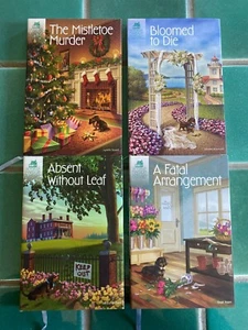 Annie's Victorian Mansion Flower Shop Mysteries 4 HC DJ book lot - Imagen 1 de 1
