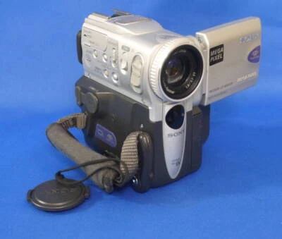 Sony DCR-PC101 MiniDv Mini Dv Camcorder Camera VCR Player Video Transfer - Image 1 of 4