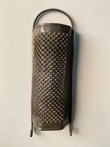 antike Muskatnussreibe  ca.1920 - Bild 1 von 4