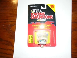 RACING CHAMPIONS 1:144 SCALE DIE CAST REPLICA NASCAR 1997,24 JEFF GORDON,PREVIEW - Picture 1 of 4