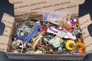 Vtg Craft Repair Costume Junk Jewelry Lot USPS Small Flat Rate Box JL101925-03 - Picture 1 of 18