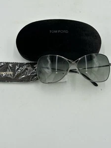 Women’s Tom Ford Colette butterfly sunglasses made in Italy - Picture 1 of 8