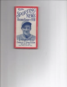 1938 The Sporting News Record Book With Joe "Ducky" Medwick Cover. NM condition. - Picture 1 of 5