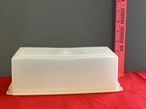 Vintage Velveeta Cheese Keeper 2 lb Block Tupperware Container Storage - Picture 1 of 4