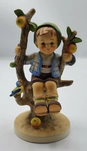 Goebel Hummel Figurine "Apple Tree Boy" HUM 142 /1, TMK 3, larger size almost 7" - Picture 1 of 7