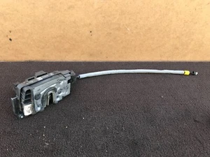 MERCEDES W205 C250 C350 C43 2015-2018 CERRADURA PUERTA DELANTERA DERECHA PESTILLO ACTUADOR OEM - Imagen 1 de 4