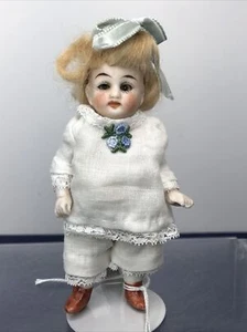 "Muñeca antigua alemana de 4,5"" todo bisque 2/0 ojos marrones para dormir articulados rubia como está #W" - Imagen 1 de 12