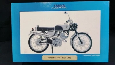 EBBRO 1:10 Premium Collection Honda CR110 STREET 1962 - Image 1 of 4