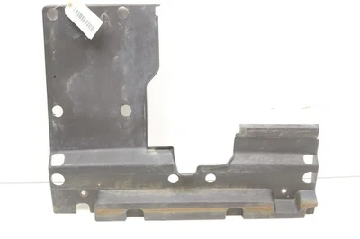 Protector contra salpicaduras debajo del asiento John Deere Gator XUV 850 D 07 M159448 51918 Foto 1 de 4