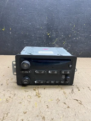 Chevrolet Impala Am Fm 2003 2004 2005 reproductor de CD receptor de radio auxiliar u5434 DG Foto 1 de 4