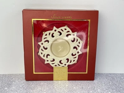 Navidad Lenox Luces de Nieve Copo de Nieve Votivo Tealight Candelabro NUEVO Caja Foto 1 de 4
