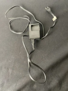 Original Original Nikon Akku Ladegerät MH-25 für Nikon EN-EL15 AC Battery  - Bild 1 von 6