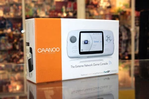 GPH CAANOO USED VERY RARE WHITE BOXED CONSOLE + 32GB CARD OUTSTANDING FM2 58809 - Picture 1 of 12