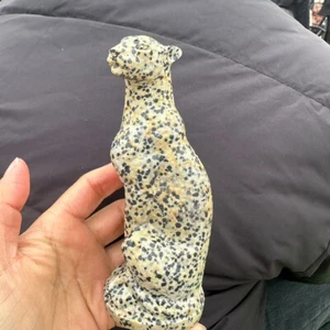 1 pieza Piedra Manchada Natural Cuarzo Cristal Tallado Leopardo Calavera Curación Regalo Decoración - Imagen 1 de 16