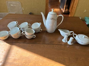 florenteen fantasia fine china - Picture 1 of 5