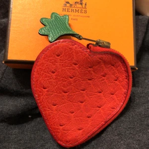 HERMES Tutti Frutti Strawberry Coin Case Purse Ostrich x Leather with Box - Picture 1 of 4