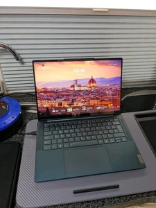LENOVO Yoga Pro 7 14" 120Hz Touch Intel Ultra 9 185H Arc GPU 32GB RAM 1TB 14IMH9 - Picture 1 of 17