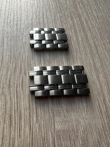 Omega seamaster 300 diver bracelet link - Picture 1 of 7