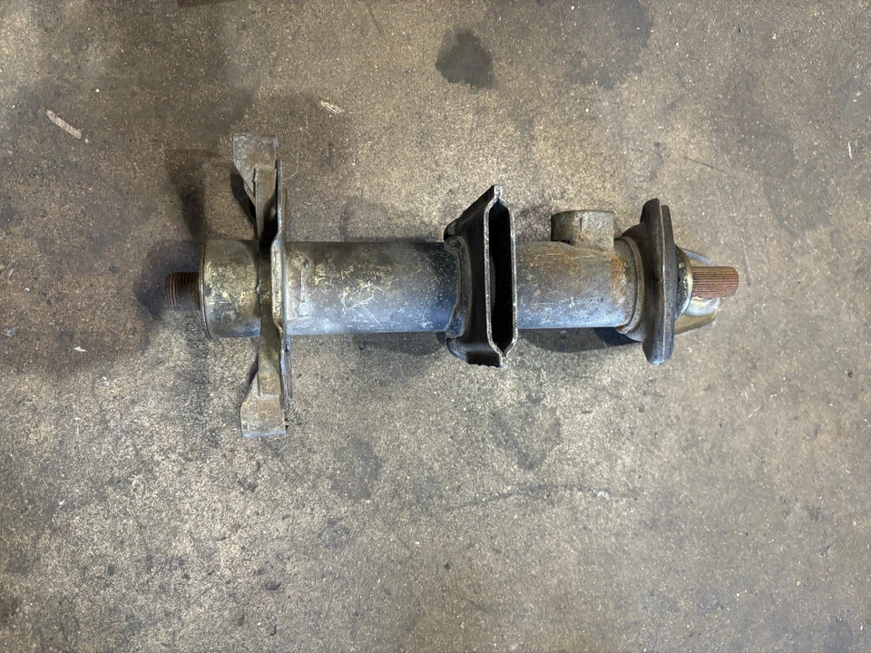 Porsche б/у передний рулевой вал и труба 90134707300 911 912 1968-1973 - Изображение 1 из 1