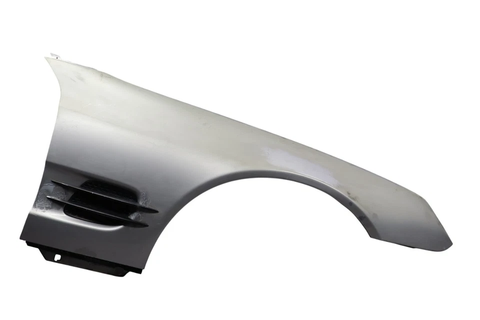 03-08 Mercedes R230 SL500 SL55 AMG Cubierta guardabarros delantero derecho lado pasajero OEM Foto 1 de 4