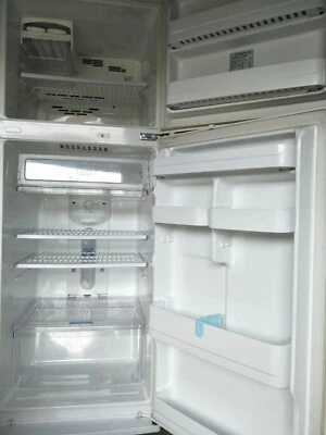 Westinghouse 2 Door Frost Free 303 Litre Fridge Top Mount Freezer Model RJ300M - image 1 of 4