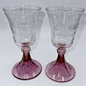 2 Calici Calice Vino Vintage Tiara Indiana Vetro Rosa/Prugna Sbiadimento Ultima Cena 7" - Foto 1 di 17