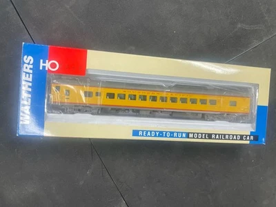 Walthers 932-6925 Southern pacific AC&F 44-Seat Coach - Image 1 of 4