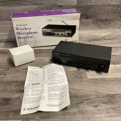 Radio Shack FM Wireless Receiver 32-1250 for microphones 900 MHZ 8-Channel - Image 1 of 4