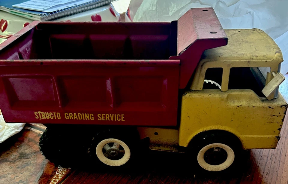 Camión volquete de servicio de clasificación Structo raro de colección rojo/amarillo metal 11""!! Foto 1 de 1