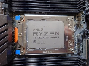 AMD Ryzen Threadripper 1950X CPU 16-Core 32-Thread 3,4 GHz TR4 X399 | Testato - Foto 1 di 1
