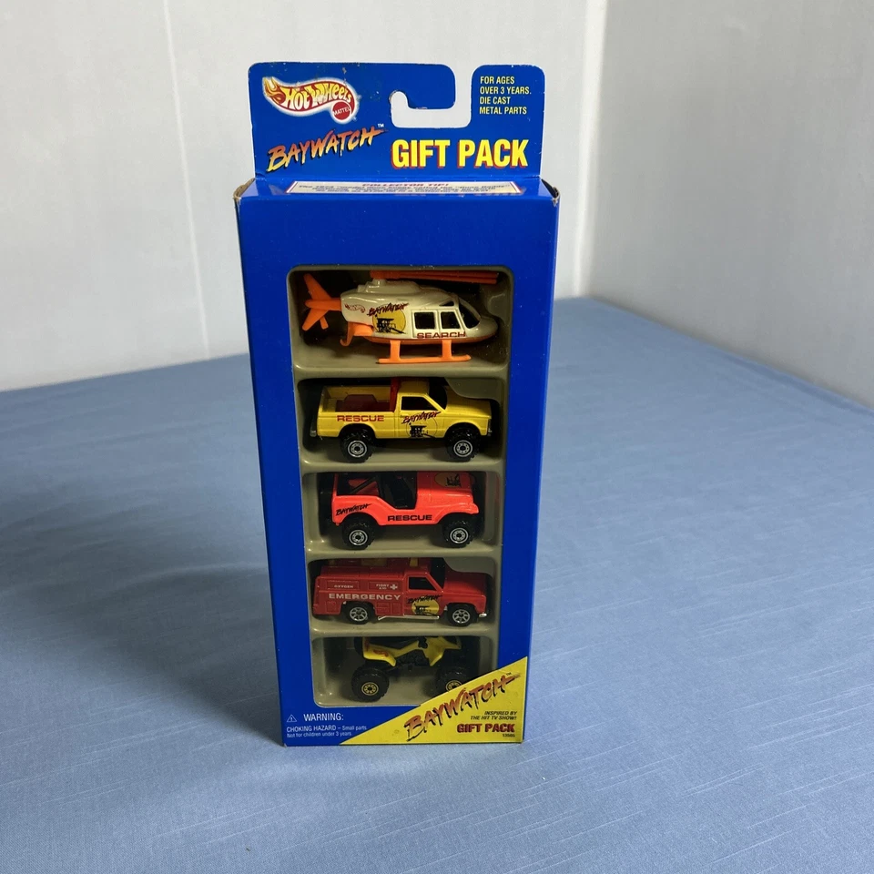 RARE 1994 Hot Wheels Baywatch Gift Pack Set #13505