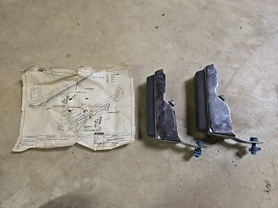 Protectores de parachoques trasero Chevrolet 379793 nuevo de Lote Antiguo 1977-1990 camioneta Chevy Malibu Foto 1 de 4