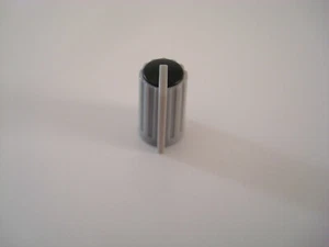 #011 Knob Potentiometer 270 degree (2 pieces) - Imagen 1 de 1